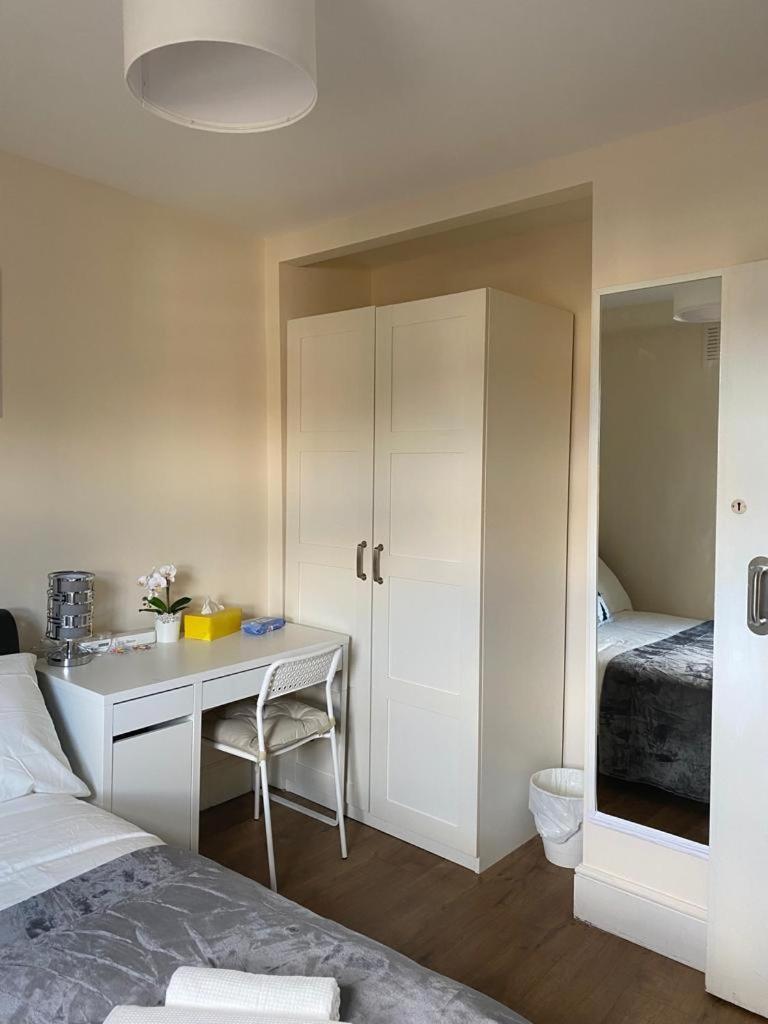 Lovely Private Rooms In Camden, Central Λονδίνο Εξωτερικό φωτογραφία